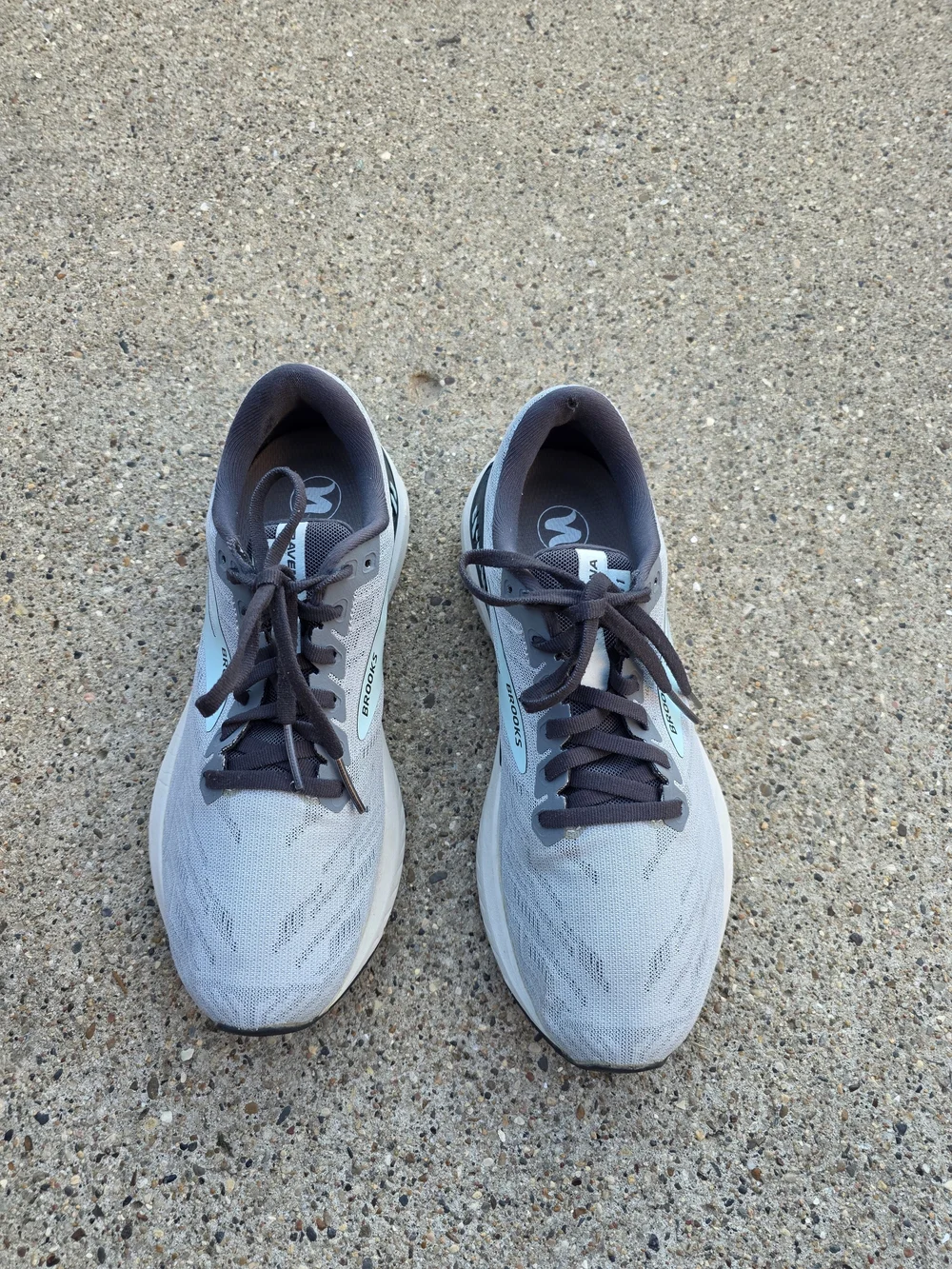 Brooks Sneaker Women Size 9B